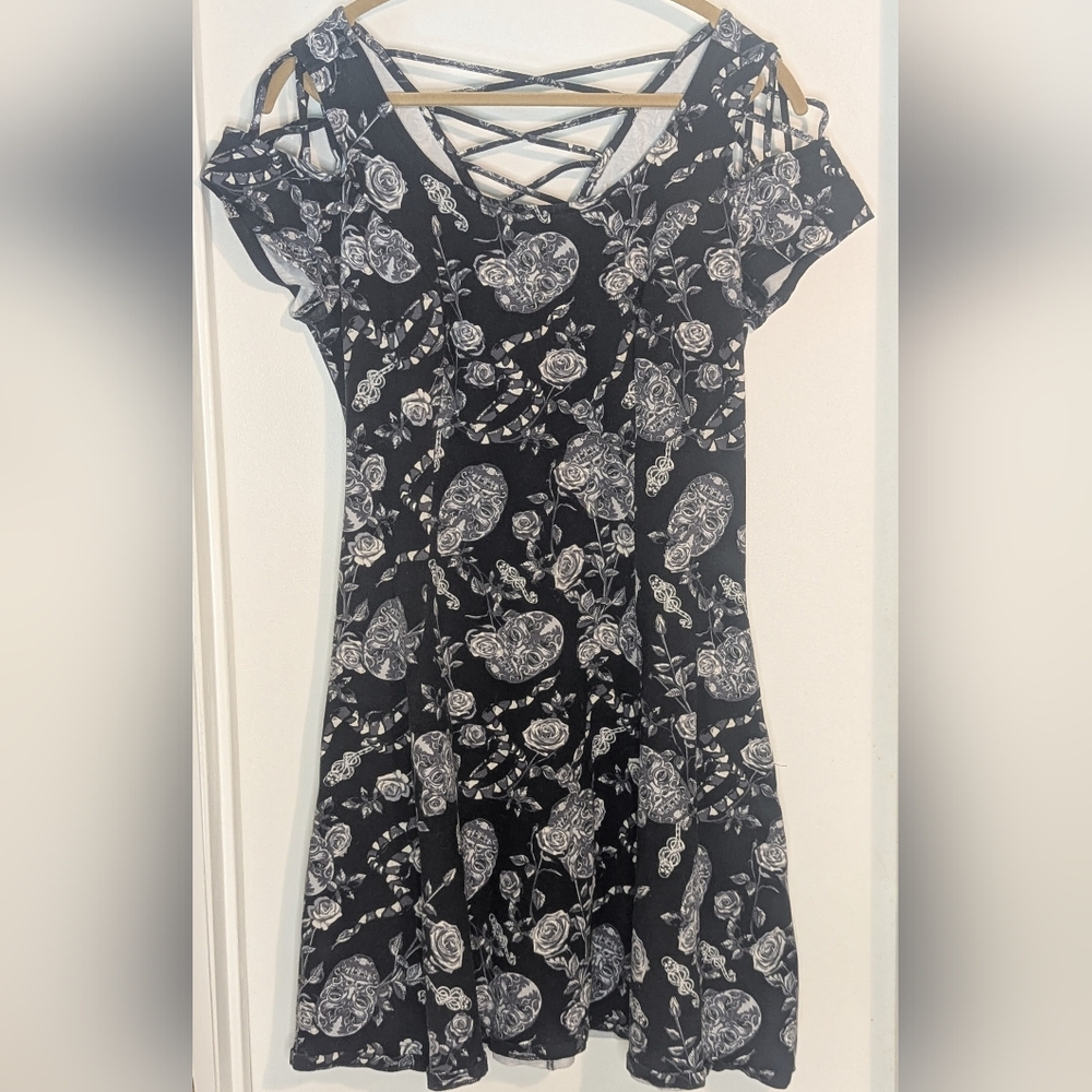 Black and White Floral Women's Dress